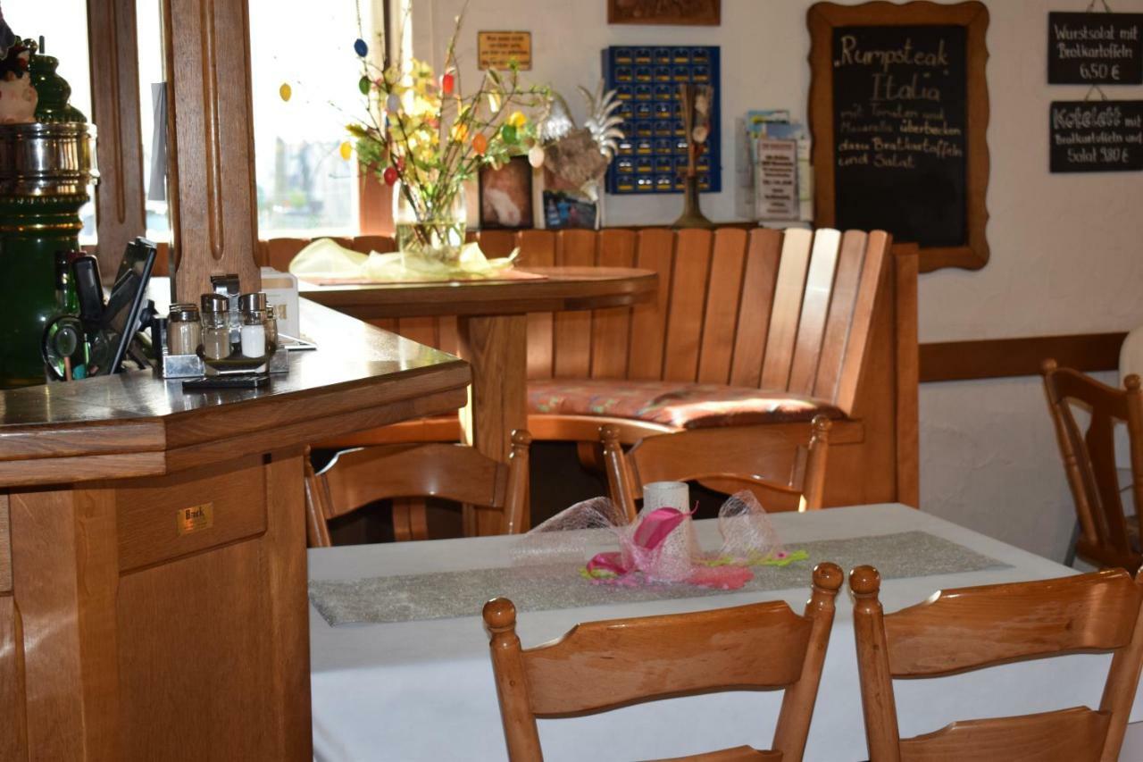 Marktstuebchen An Der Schoenen Loreley Bornich